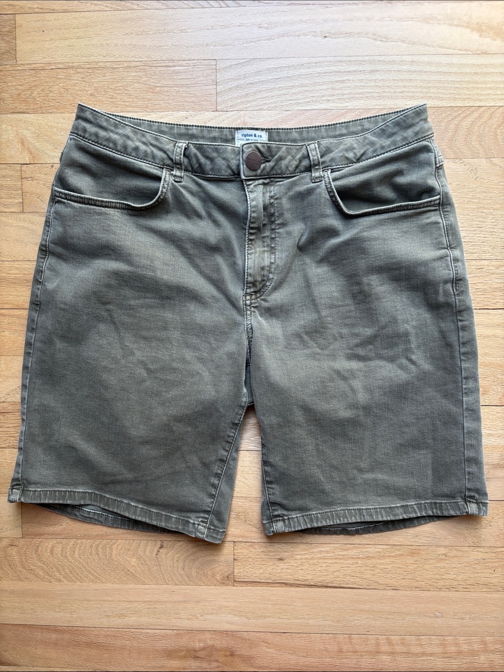 Ripton Shorts Men’s Size 32 Hemmed Canvas Green Olive Fade Washed Cycling